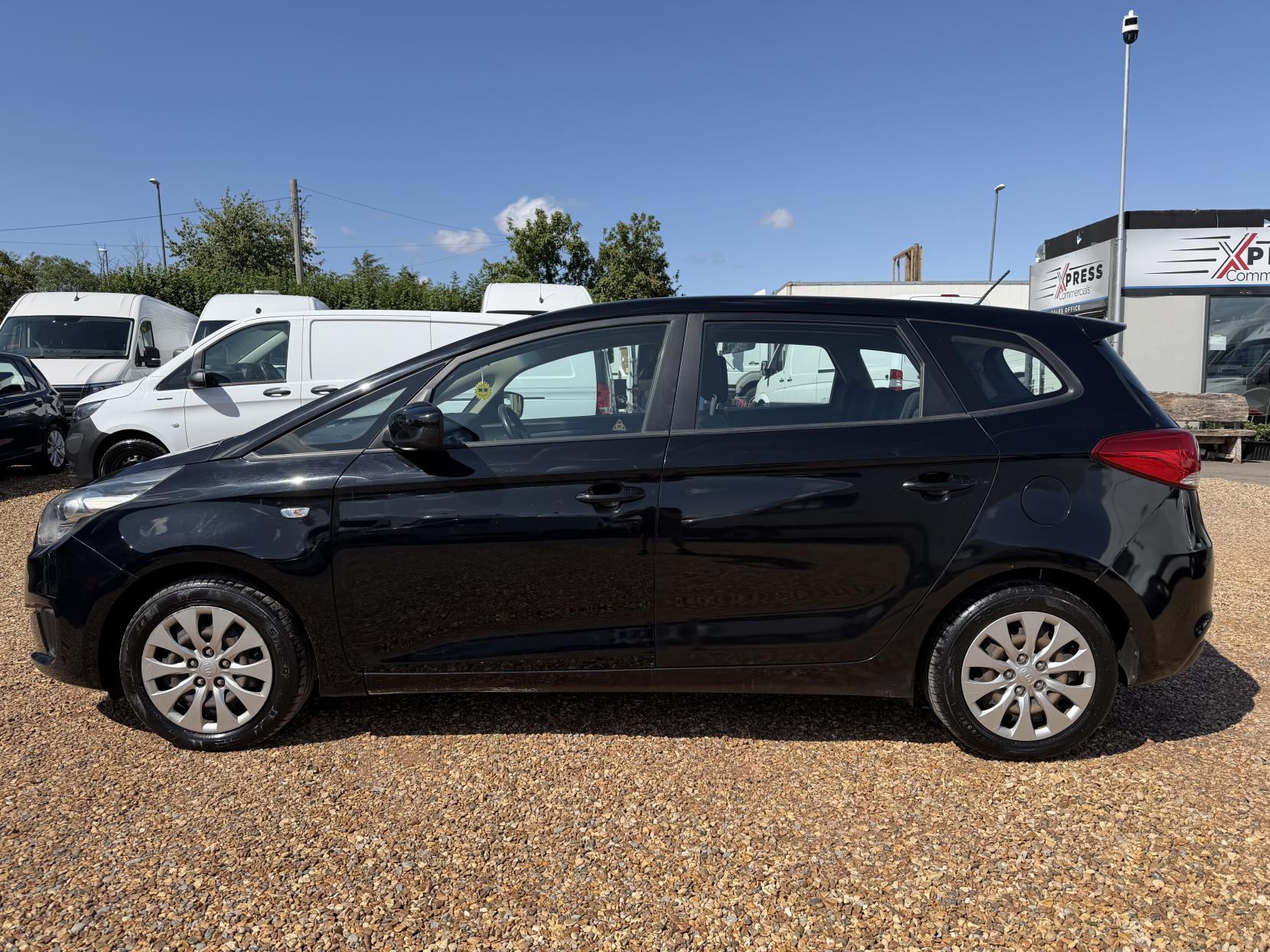2014 Kia Carens 1.7 CRDi EcoDynamics 1 MPV 5dr Diesel Manual Euro 5 (s/s) (114 bhp) - Thumbnail 8