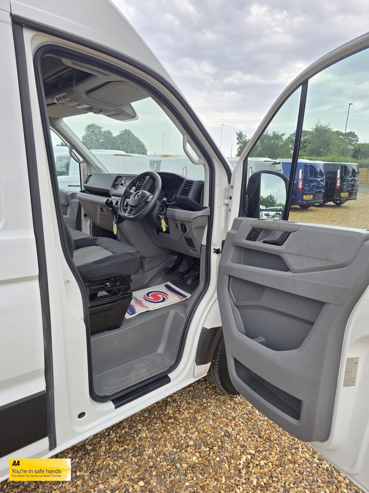 Volkswagen Crafter 2.0 TDI CR35 Startline Panel Van 5dr Diesel Manual FWD LWB High Roof Euro 6 (s/s) (140 ps)