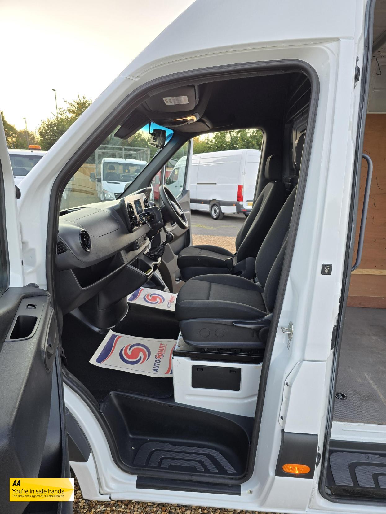 Mercedes-Benz Sprinter 2.1 311 CDI Panel Van 5dr Diesel Manual RWD L3 H2 Euro 6 (114 ps)