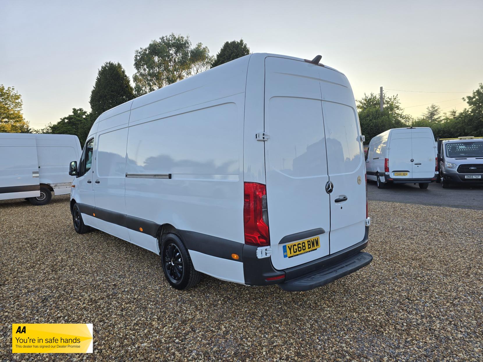 Mercedes-Benz Sprinter 2.1 311 CDI Panel Van 5dr Diesel Manual RWD L3 H2 Euro 6 (114 ps)