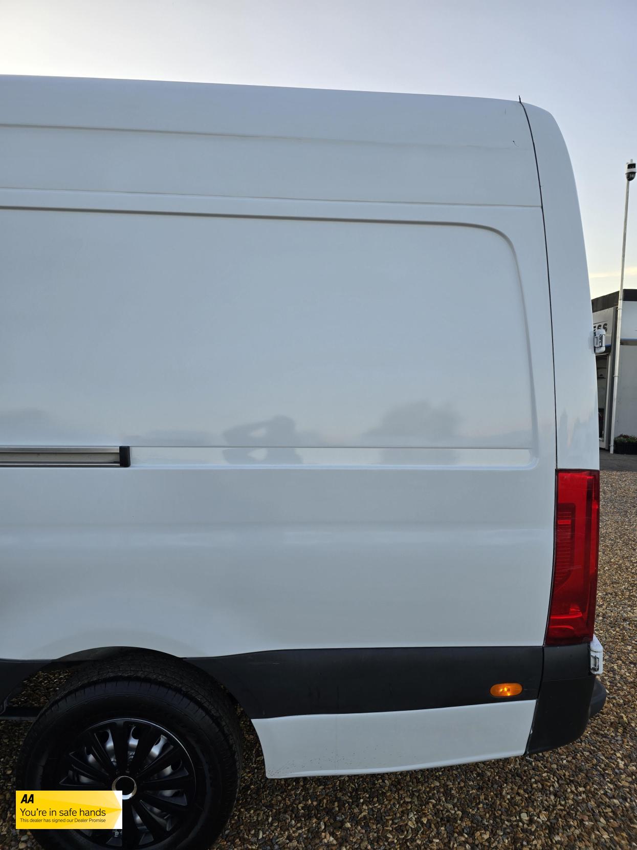 Mercedes-Benz Sprinter 2.1 311 CDI Panel Van 5dr Diesel Manual RWD L3 H2 Euro 6 (114 ps)