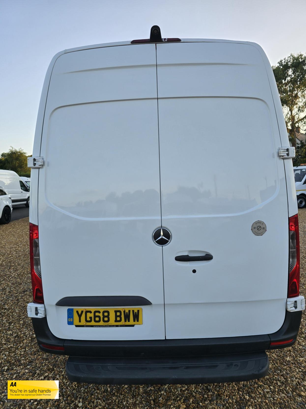 Mercedes-Benz Sprinter 2.1 311 CDI Panel Van 5dr Diesel Manual RWD L3 H2 Euro 6 (114 ps)