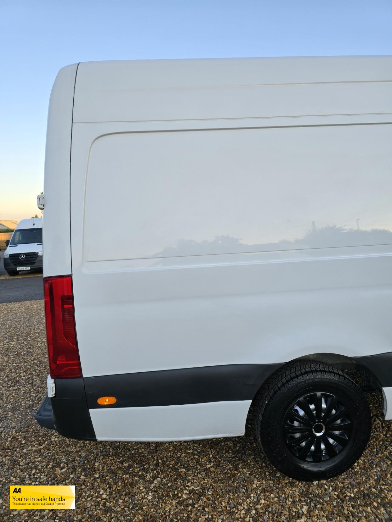 Mercedes-Benz Sprinter 2.1 311 CDI Panel Van 5dr Diesel Manual RWD L3 H2 Euro 6 (114 ps)