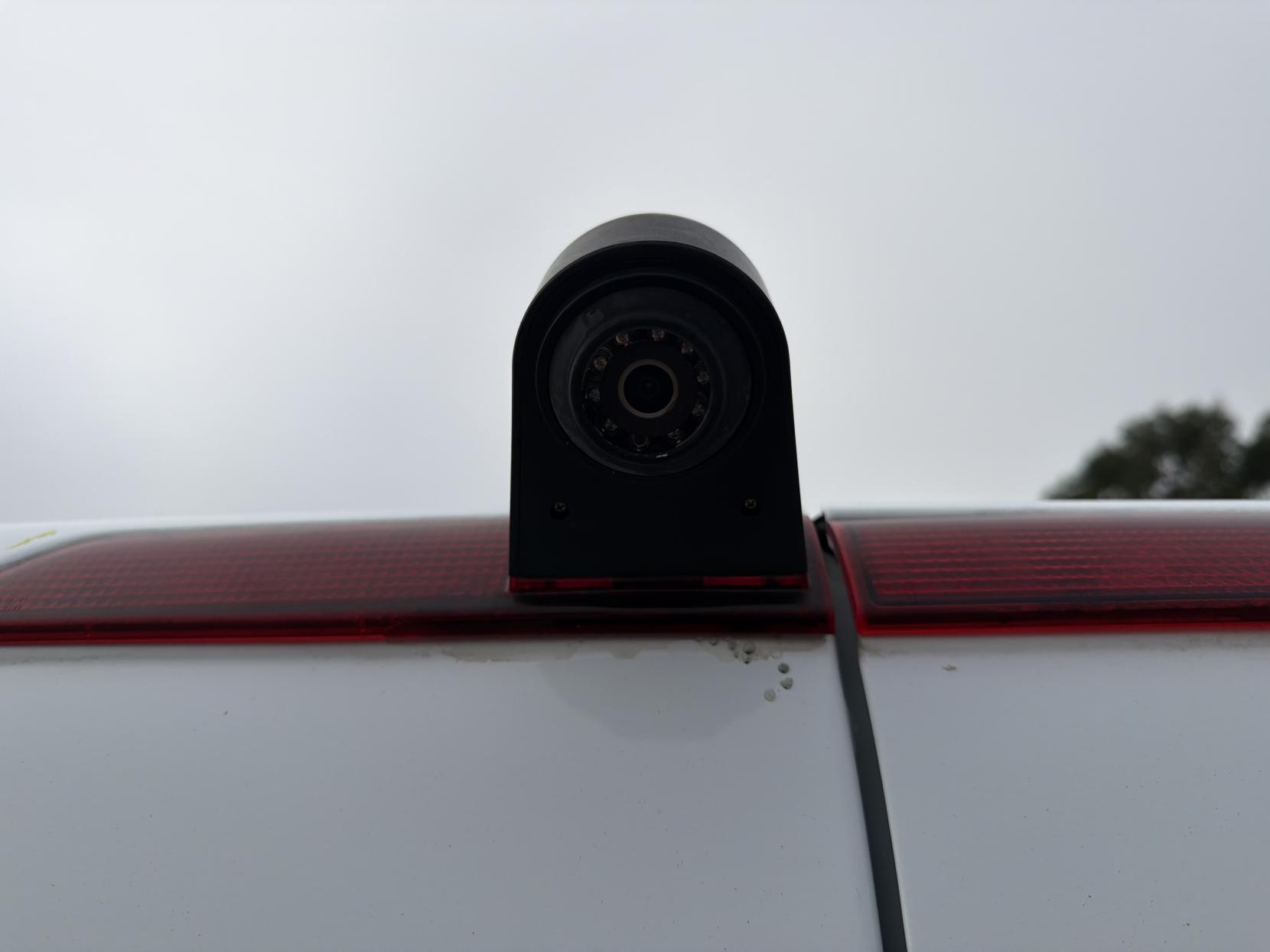 Ford Transit Custom 2.0 TDCi 310 Panel Van 5dr Diesel Manual L2 H1 (167 g/km, 104 bhp)