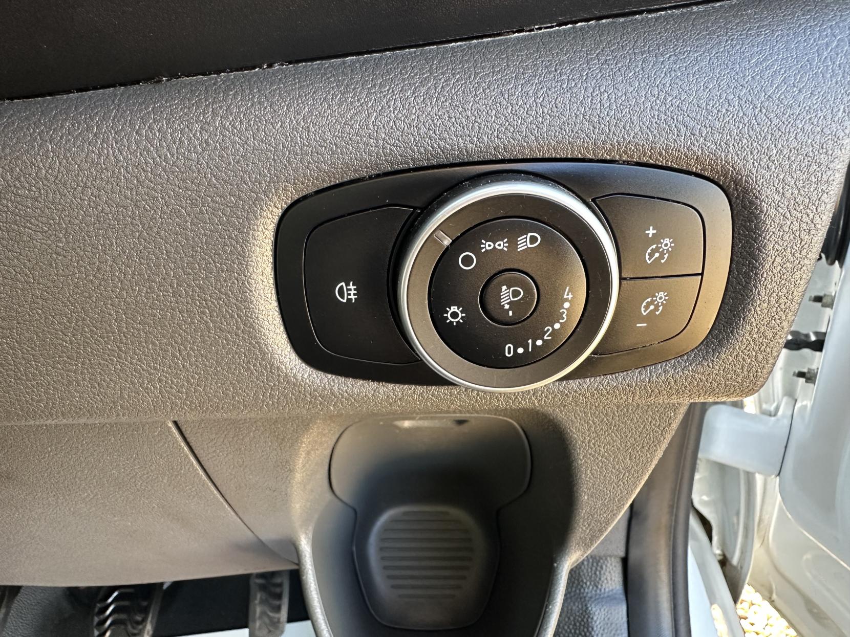 Ford Transit Custom 2.0 280 EcoBlue Leader Panel Van 5dr Diesel Manual L1 H1 Euro 6 (s/s) (105 ps)