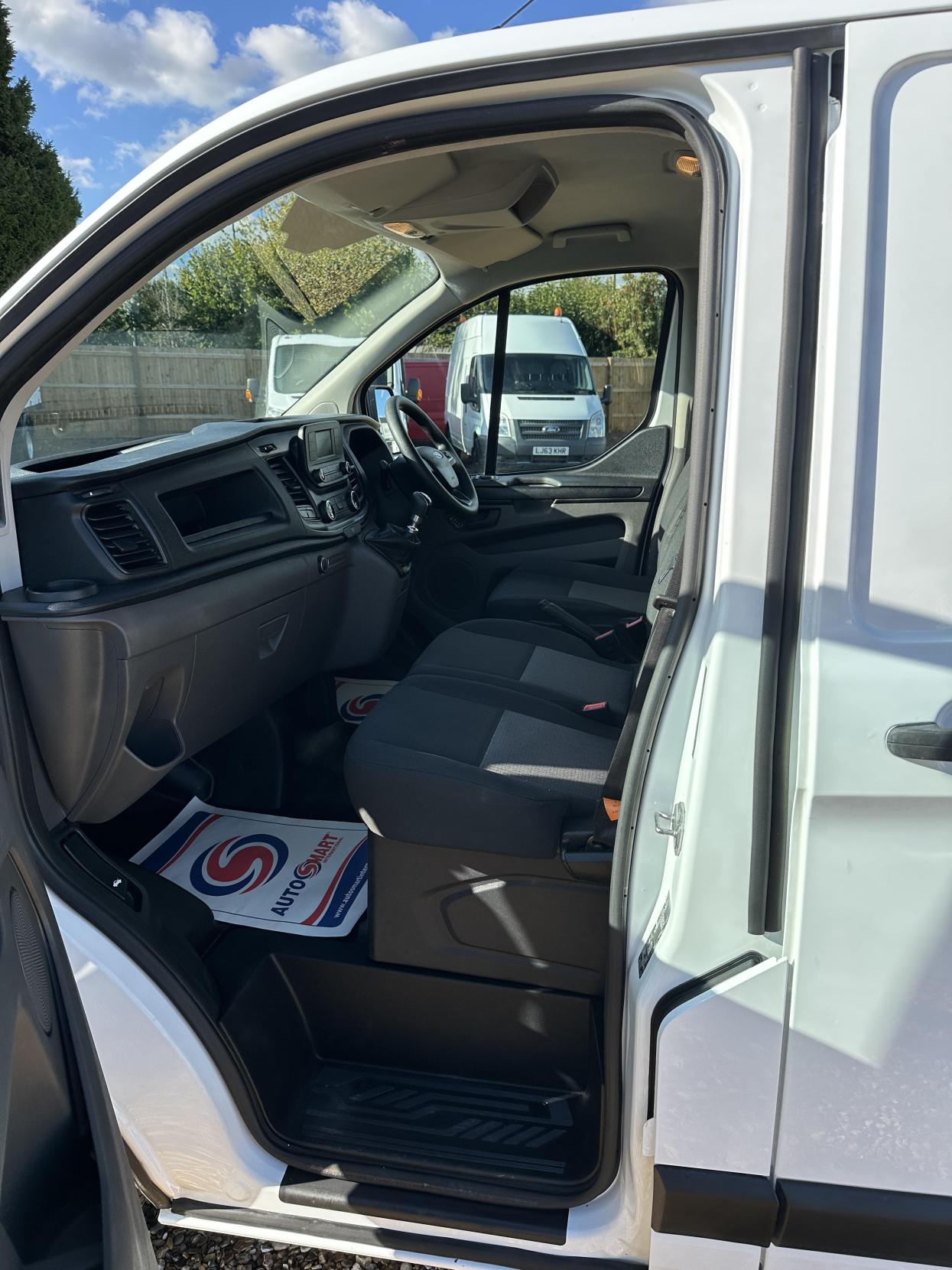 Ford Transit Custom 2.0 280 EcoBlue Leader Panel Van 5dr Diesel Manual L1 H1 Euro 6 (s/s) (105 ps)