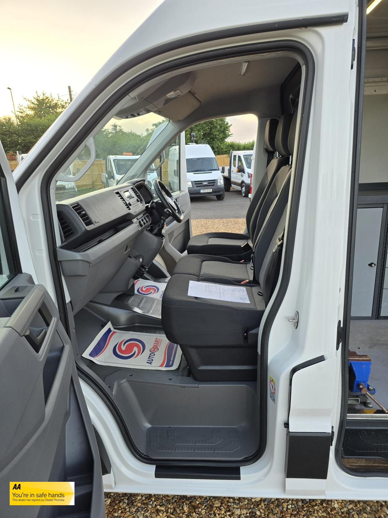 Volkswagen Crafter 2.0 TDI CR35 BlueMotion Tech Startline Panel Van 5dr Diesel Manual FWD MWB High Roof Euro 6 (s/s) (140 ps)