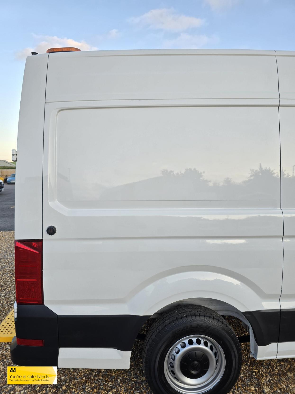 Volkswagen Crafter 2.0 TDI CR35 BlueMotion Tech Startline Panel Van 5dr Diesel Manual FWD MWB High Roof Euro 6 (s/s) (140 ps)