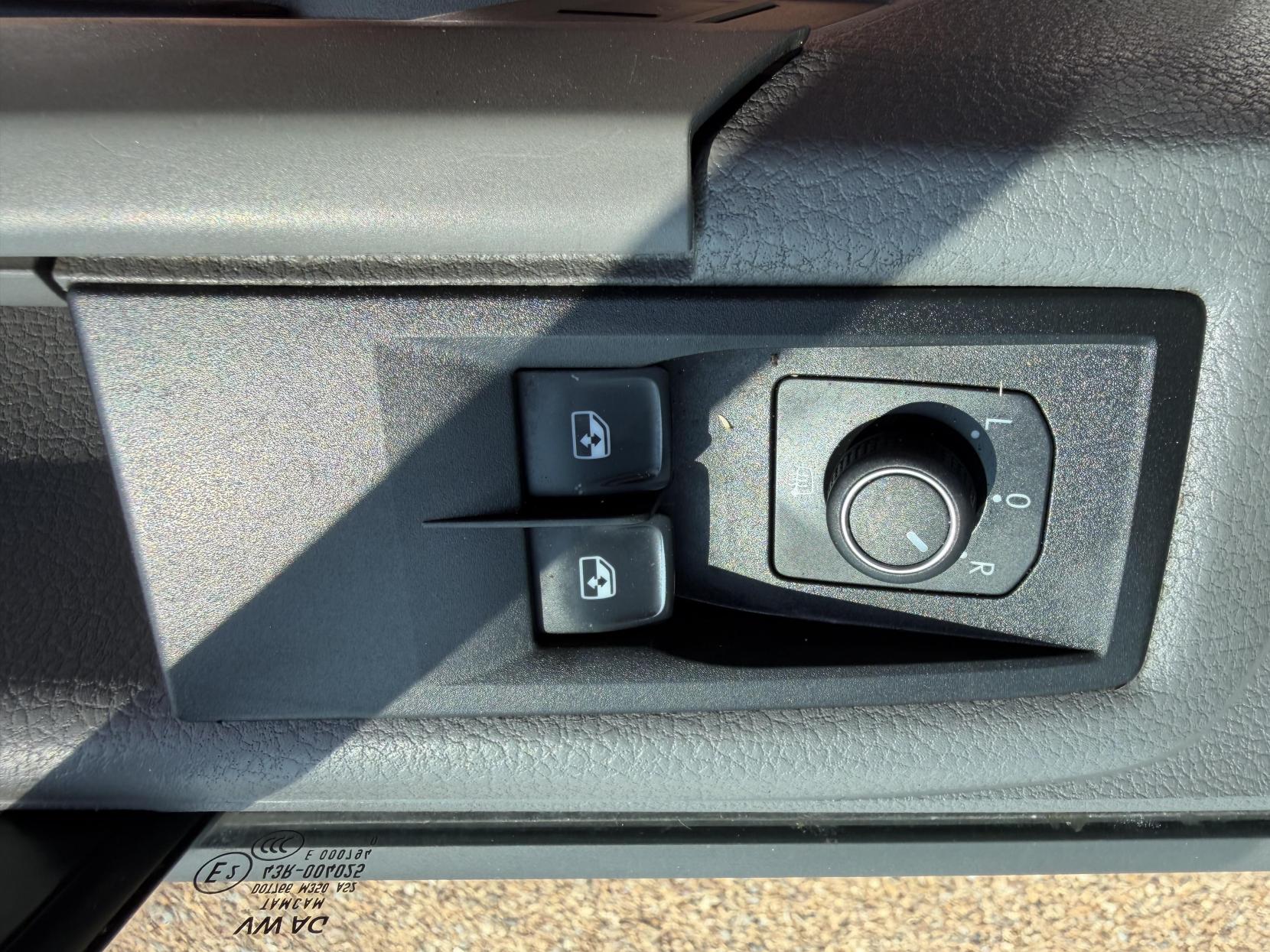 2020 MAN TGE 2.0 3140d Panel Van 5dr Diesel Manual FWD LWB High Roof Euro 6 (s/s) (140 ps) - Thumbnail 35