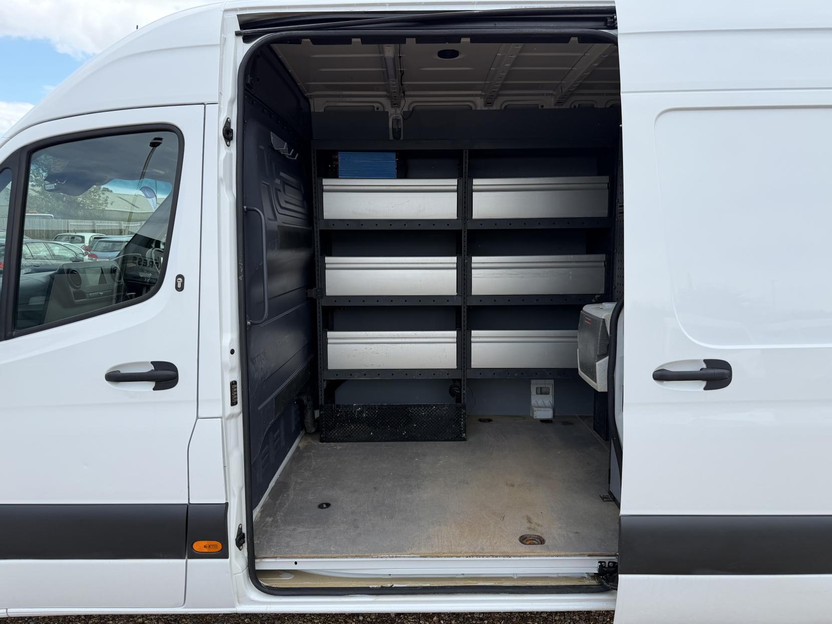 2020 Mercedes-Benz Sprinter 2.1 314 CDI Panel Van 5dr Diesel Manual FWD L2 H2 Euro 6 (143 ps) - Thumbnail 31