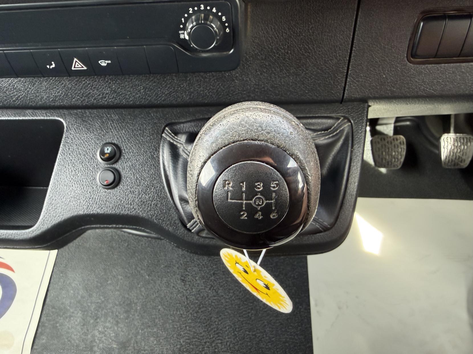 2020 Mercedes-Benz Sprinter 2.1 314 CDI Panel Van 5dr Diesel Manual FWD L2 H2 Euro 6 (143 ps) - Thumbnail 26