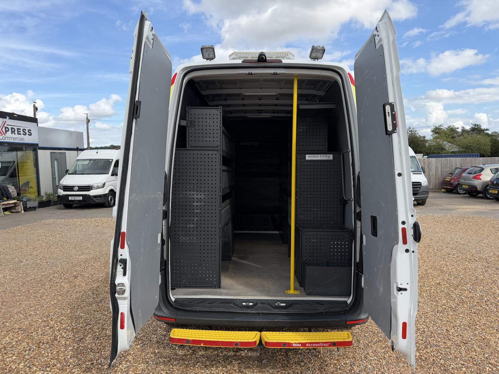 2020 Mercedes-Benz Sprinter 2.1 314 CDI Panel Van 5dr Diesel Manual FWD L2 H2 Euro 6 (143 ps) - Thumbnail 41