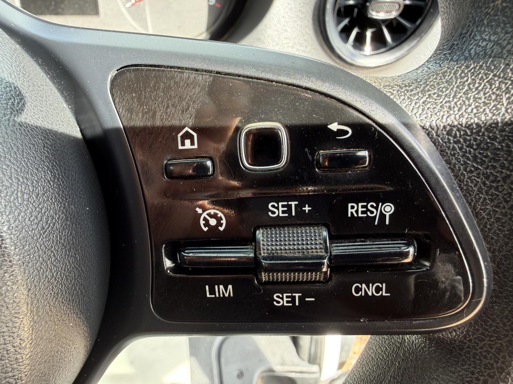2020 Mercedes-Benz Sprinter 2.1 314 CDI Panel Van 5dr Diesel Manual FWD L2 H2 Euro 6 (143 ps) - Thumbnail 19