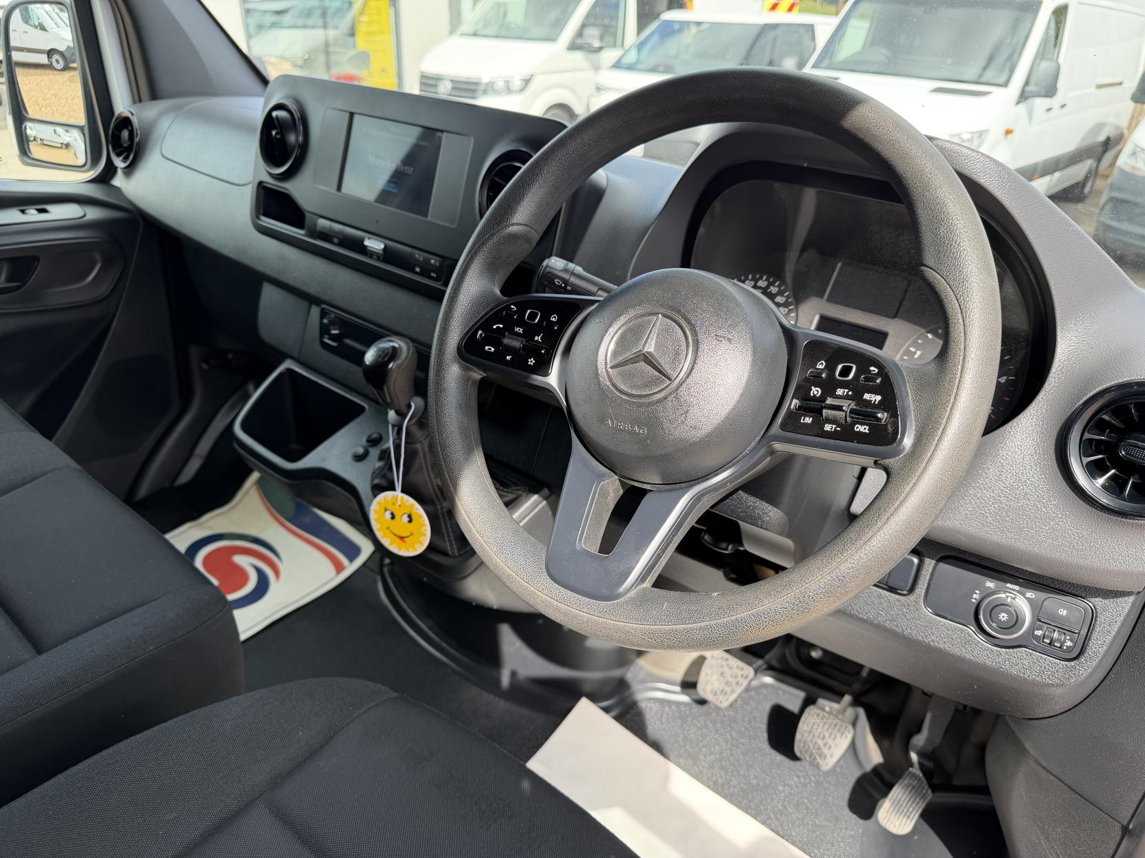 2020 Mercedes-Benz Sprinter 2.1 314 CDI Panel Van 5dr Diesel Manual FWD L2 H2 Euro 6 (143 ps) - Thumbnail 2