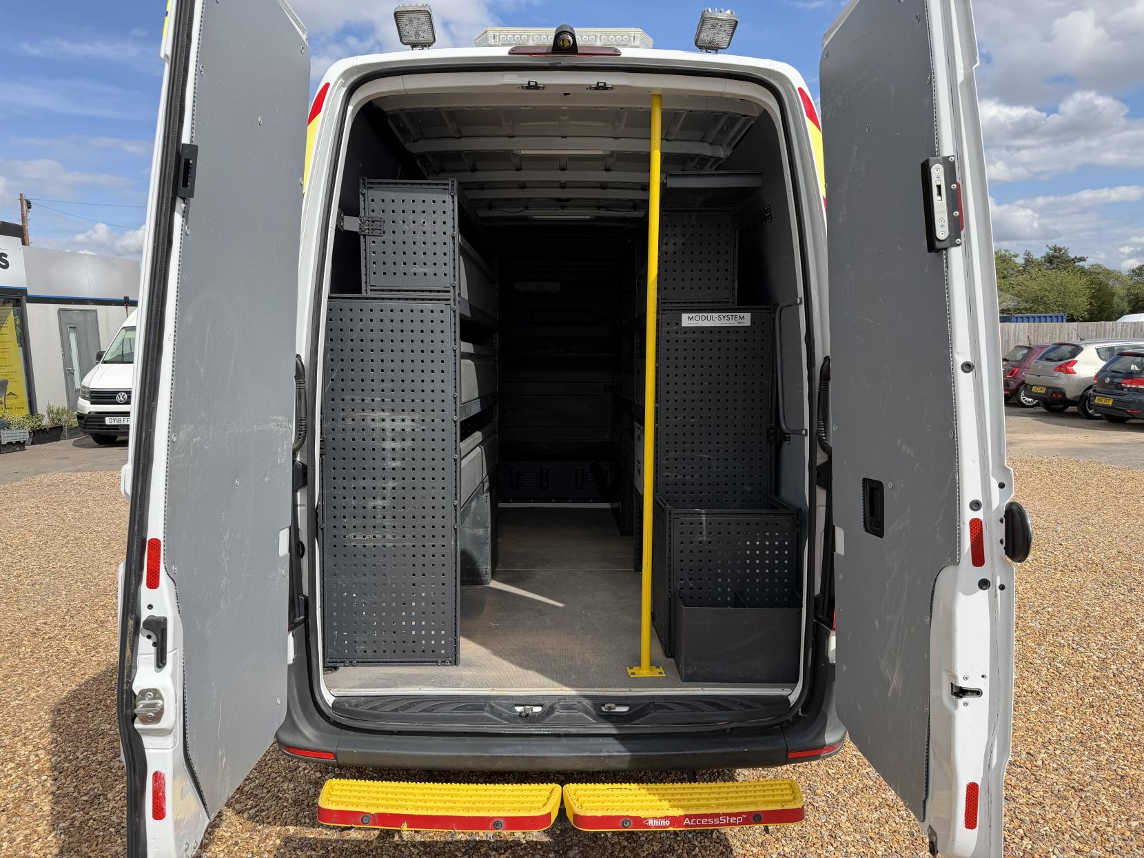 2020 Mercedes-Benz Sprinter 2.1 314 CDI Panel Van 5dr Diesel Manual FWD L2 H2 Euro 6 (143 ps) - Thumbnail 3