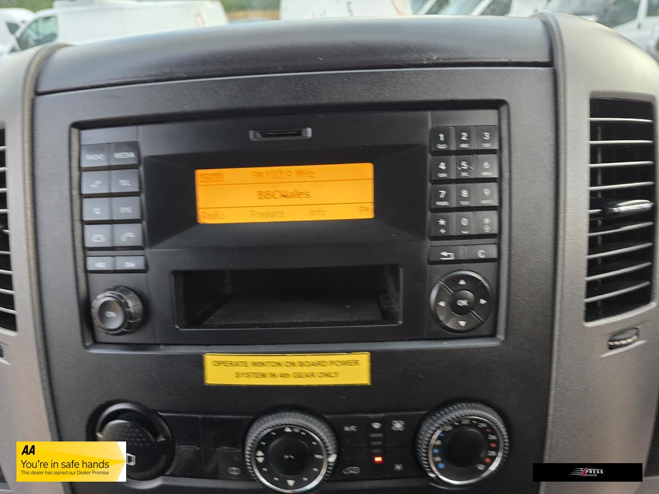 Mercedes-Benz Sprinter 2.1 313 CDi BlueEFFICIENCY Panel Van 4dr Diesel Manual RWD L1 H3 (211 g/km, 129 bhp)