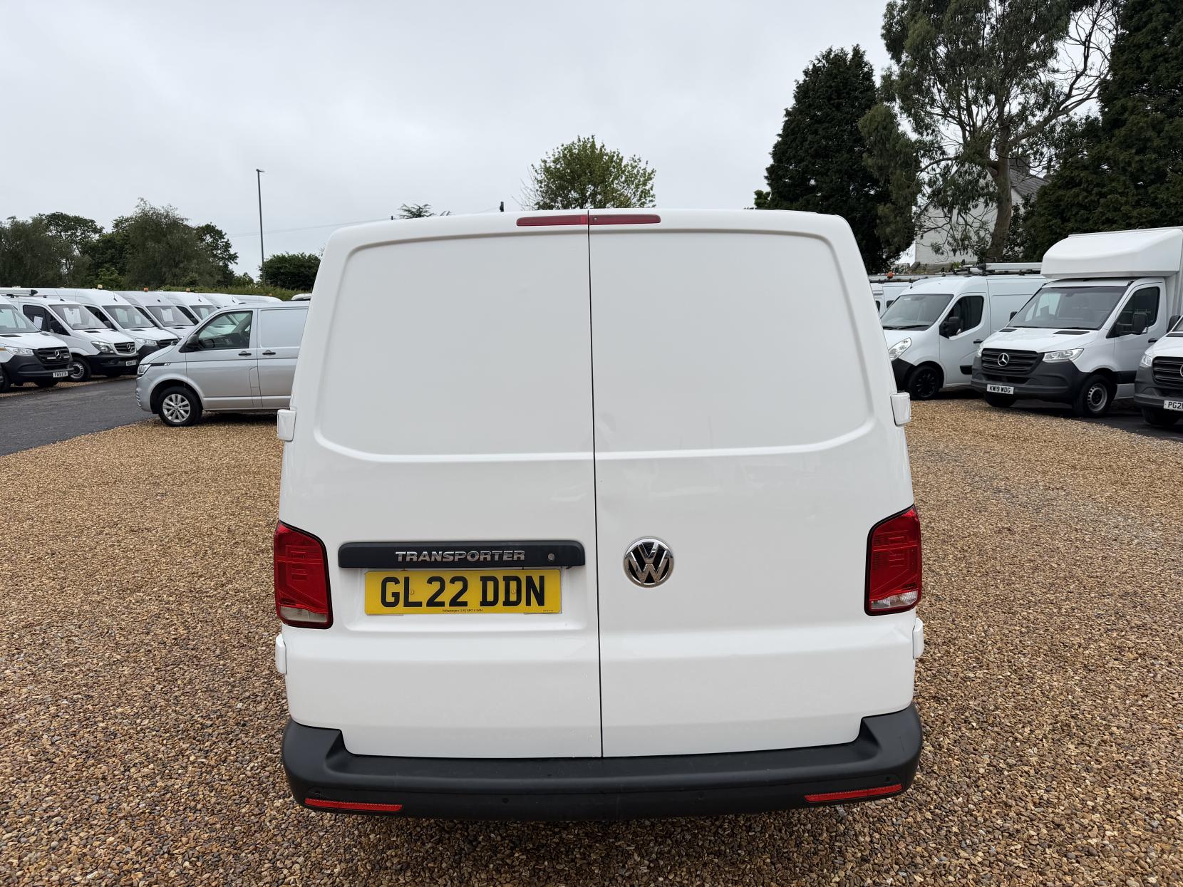 2022 Volkswagen Transporter 2.0 TDI T28 Startline Panel Van 5dr Diesel Manual FWD SWB Euro 6 (s/s) (110 ps) - Thumbnail 10