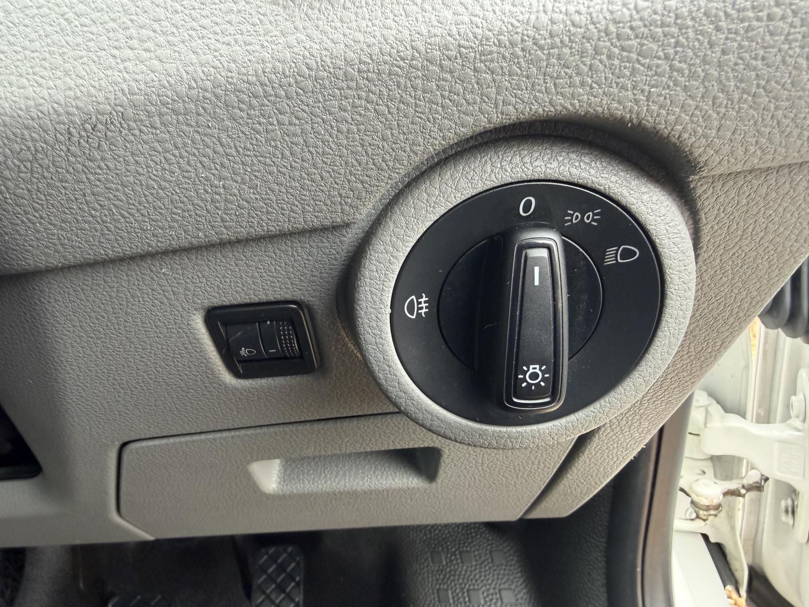2022 Volkswagen Transporter 2.0 TDI T28 Startline Panel Van 5dr Diesel Manual FWD SWB Euro 6 (s/s) (110 ps) - Thumbnail 31