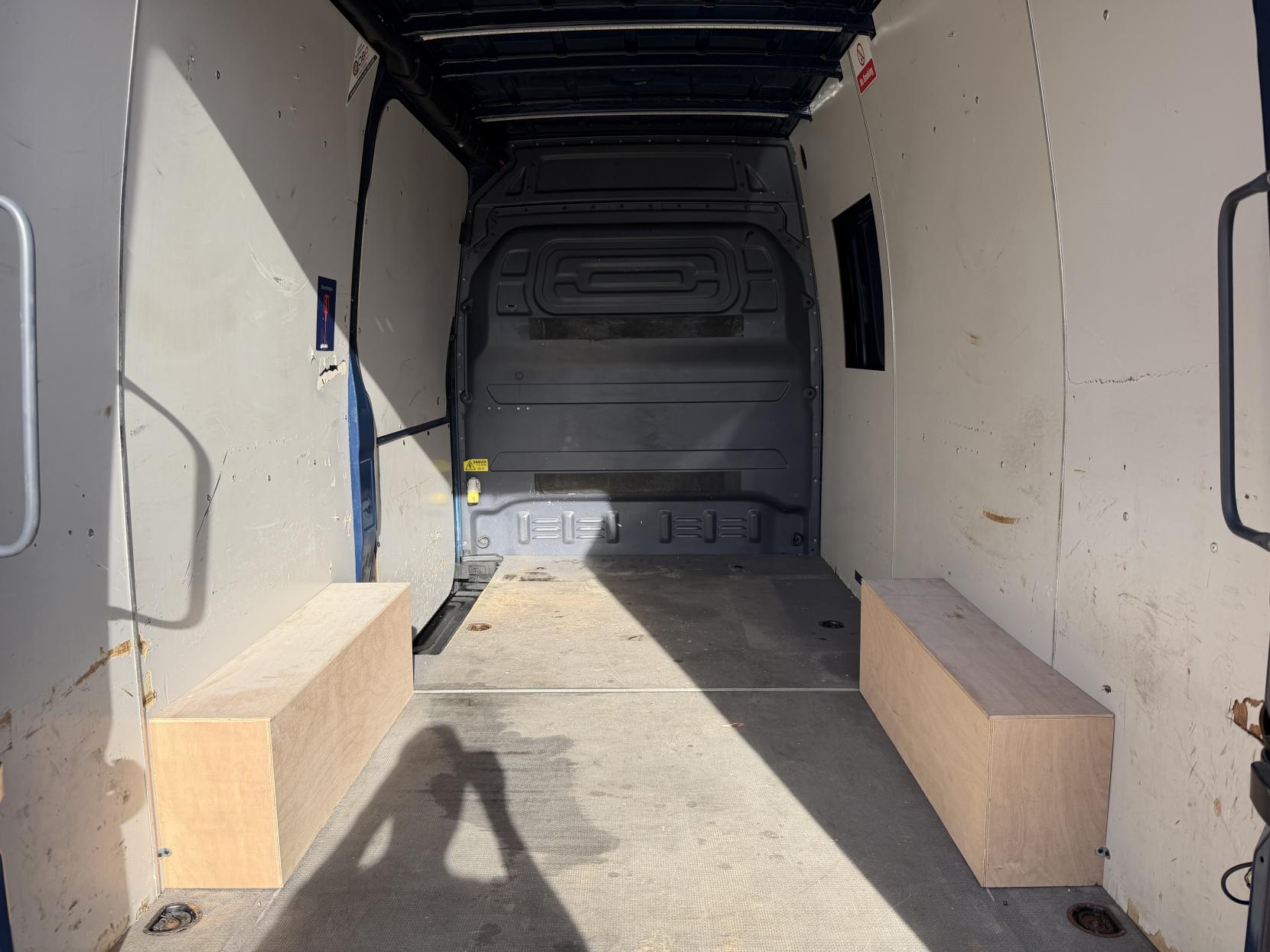 2020 Mercedes-Benz Sprinter 2.1 316 CDI Panel Van 5dr Diesel Manual RWD L2 H2 Euro 6 (163 ps) - Thumbnail 39