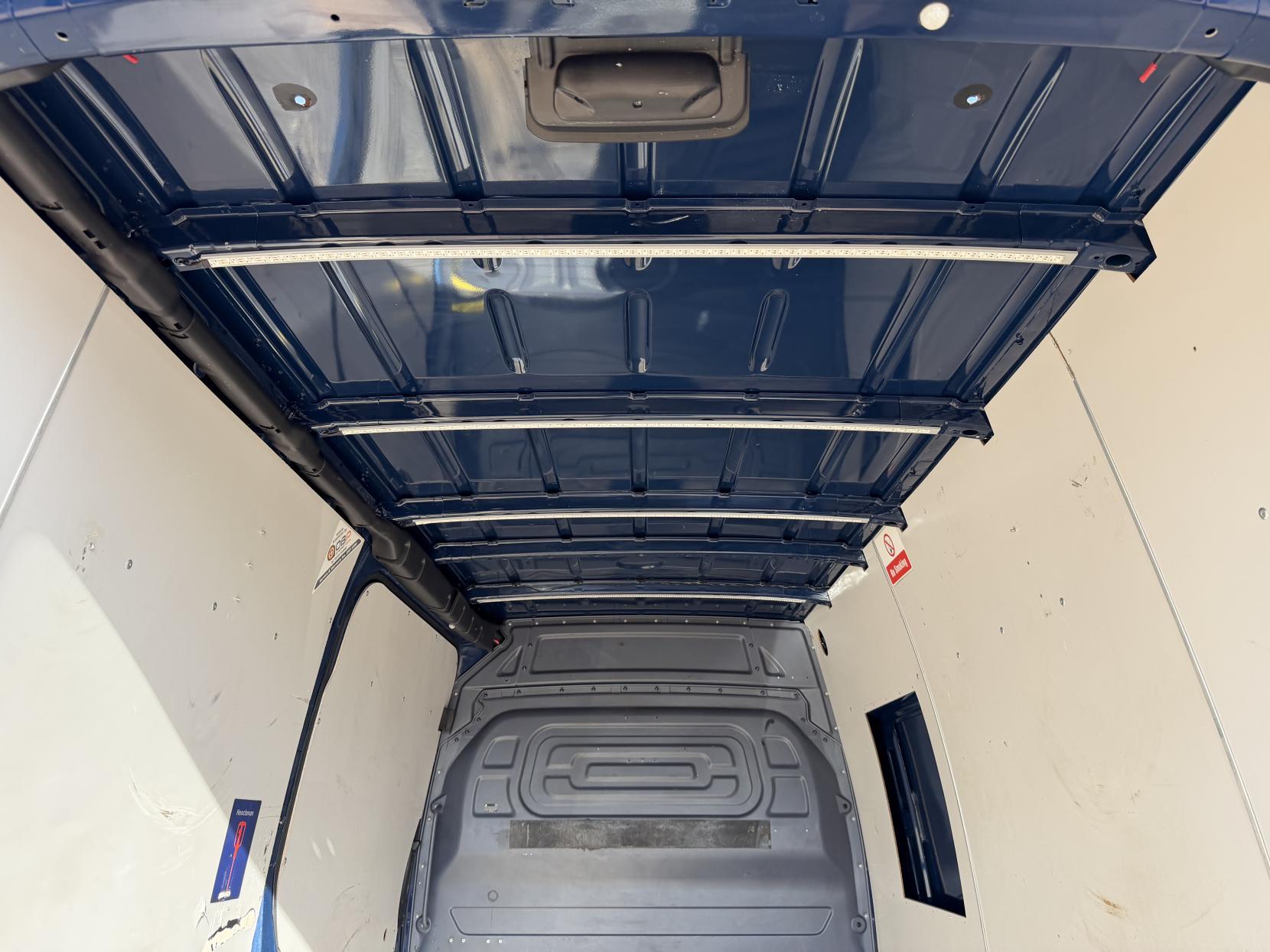 2020 Mercedes-Benz Sprinter 2.1 316 CDI Panel Van 5dr Diesel Manual RWD L2 H2 Euro 6 (163 ps) - Thumbnail 41
