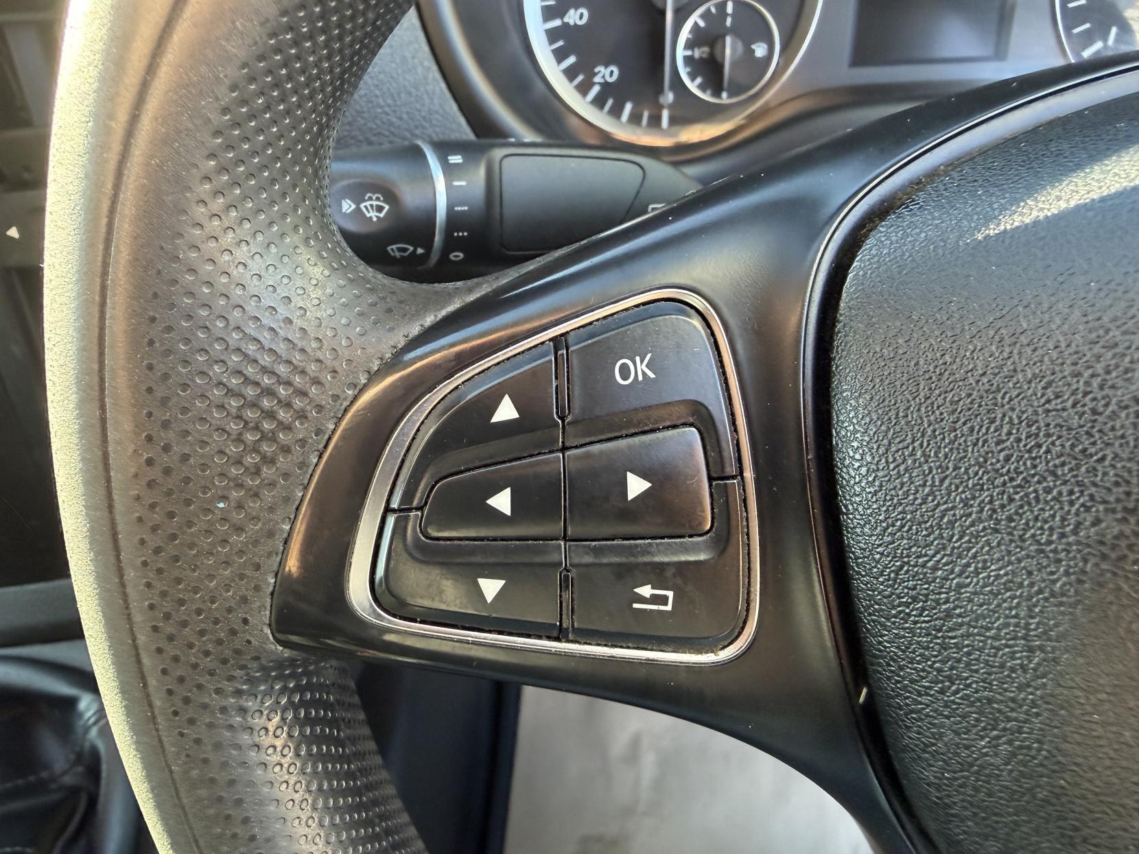 Mercedes-Benz Vito 2.1 114 CDI BlueTEC Panel Van 6dr Diesel Manual RWD L2 Euro 6 (136 ps)