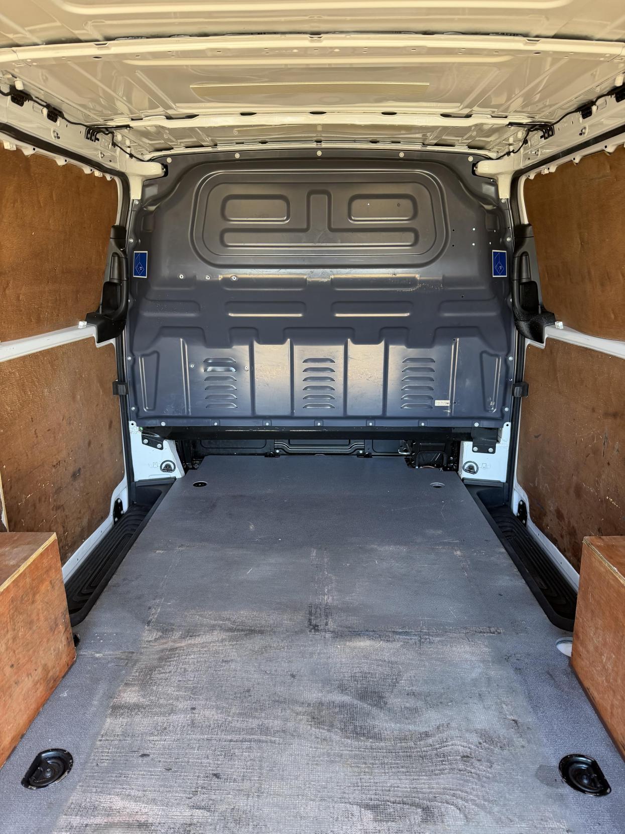 Mercedes-Benz Vito 2.1 114 CDI BlueTEC Panel Van 6dr Diesel Manual RWD L2 Euro 6 (136 ps)