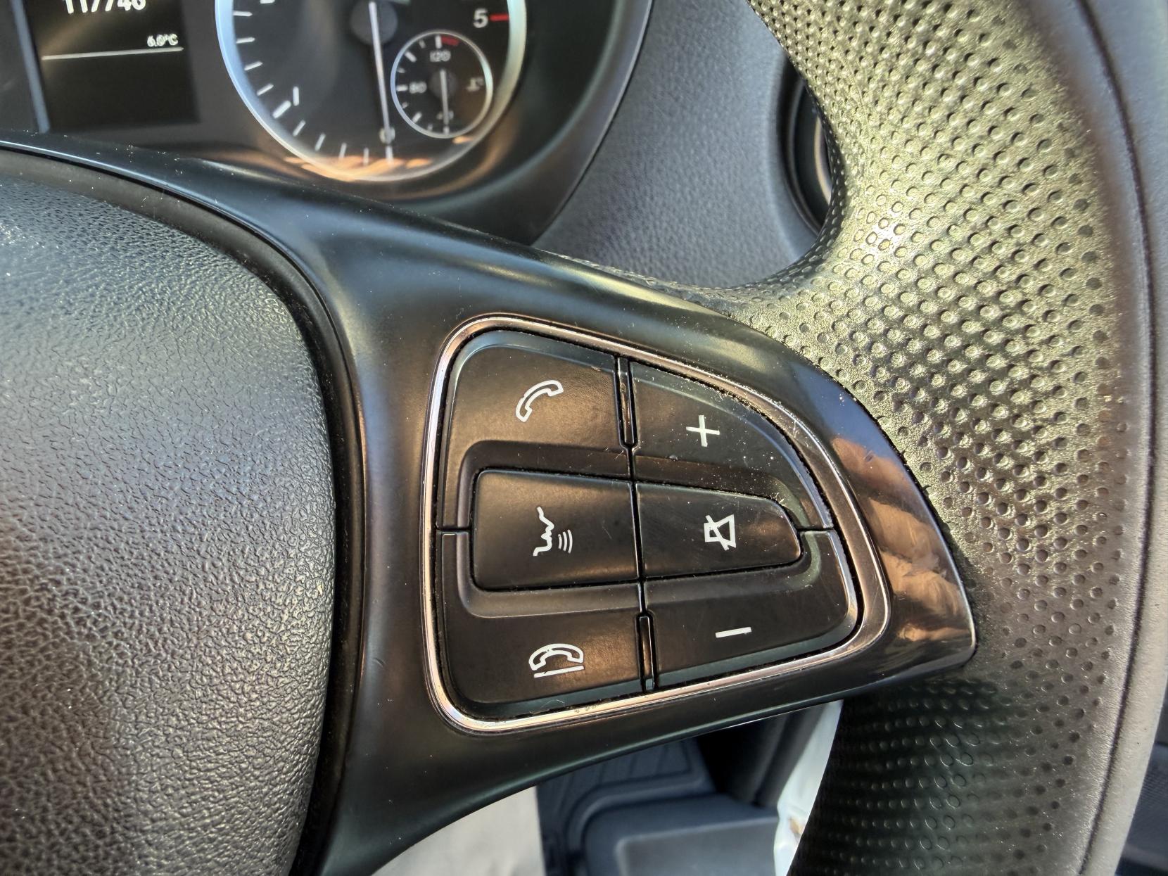 Mercedes-Benz Vito 2.1 114 CDI BlueTEC Panel Van 6dr Diesel Manual RWD L2 Euro 6 (136 ps)