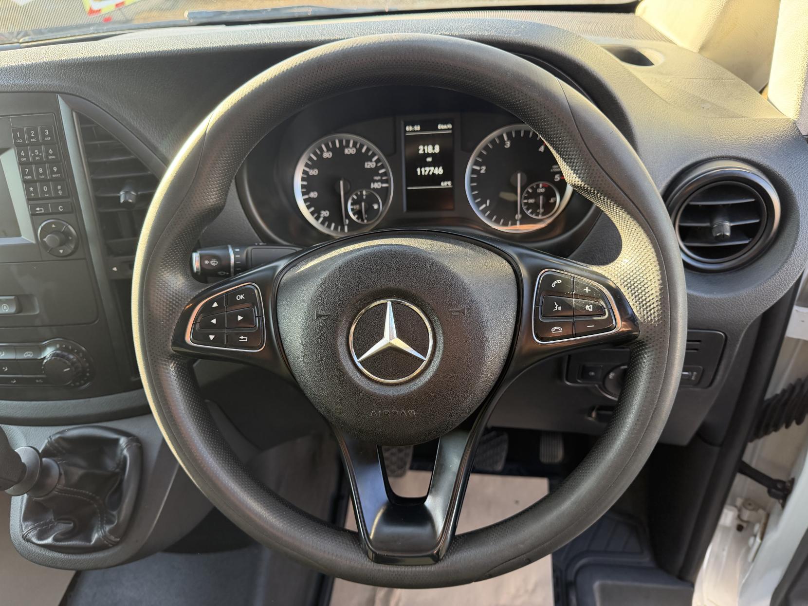 Mercedes-Benz Vito 2.1 114 CDI BlueTEC Panel Van 6dr Diesel Manual RWD L2 Euro 6 (136 ps)