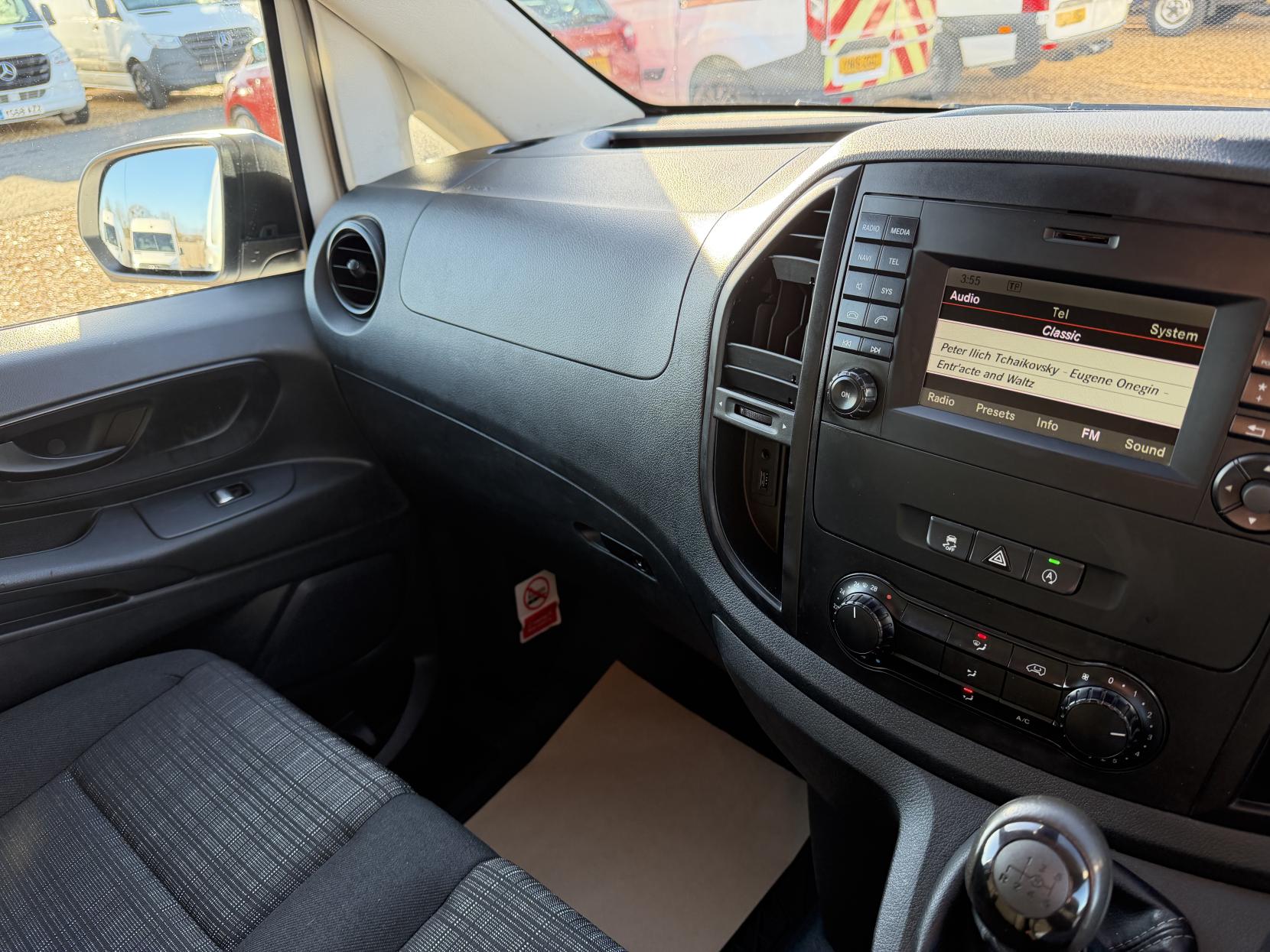 Mercedes-Benz Vito 2.1 114 CDI BlueTEC Panel Van 6dr Diesel Manual RWD L2 Euro 6 (136 ps)