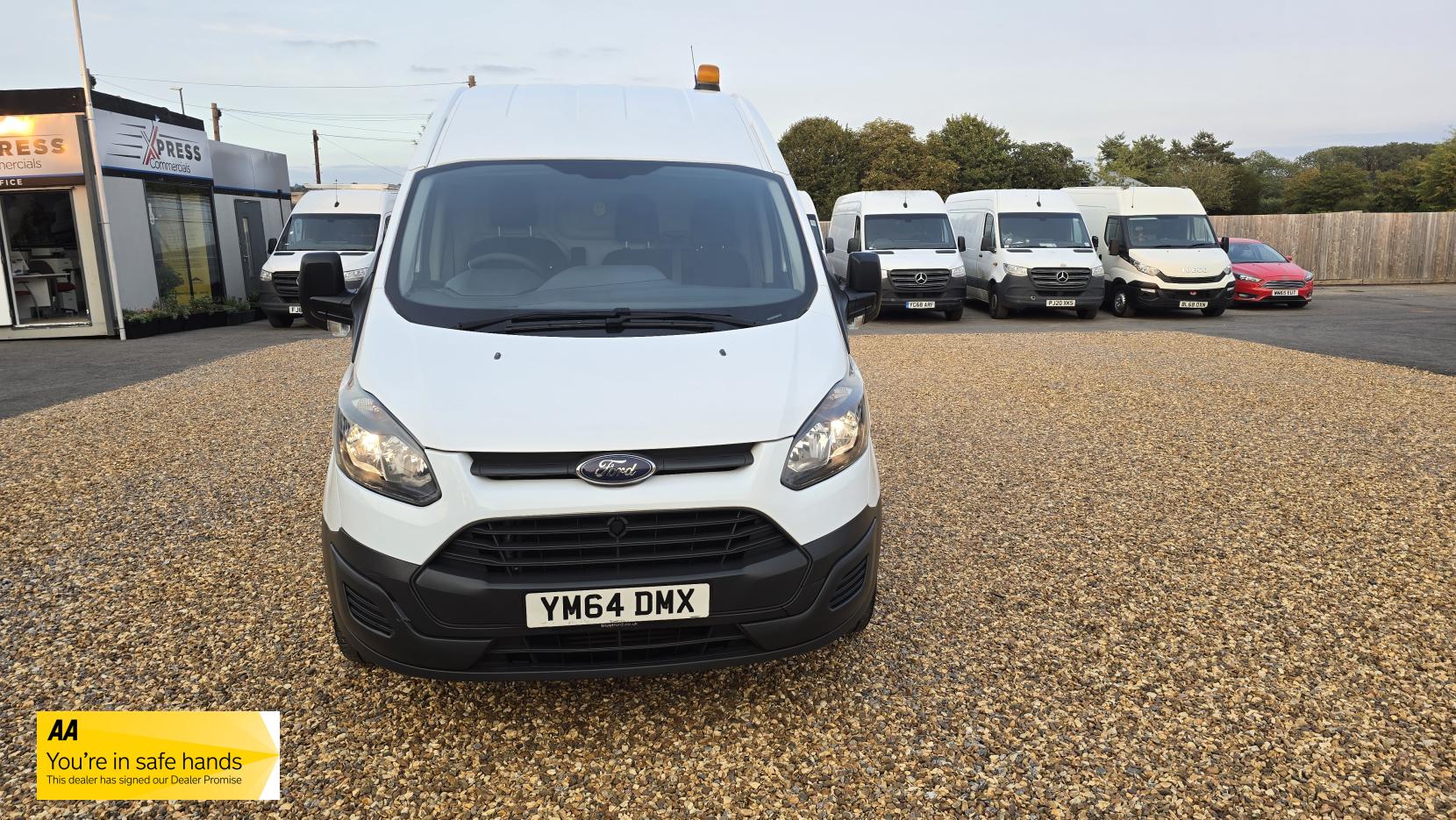 Ford Transit Custom 2.2 TDCi 290 Panel Van 5dr Diesel Manual L1 H1 (186 g/km, 98 bhp)