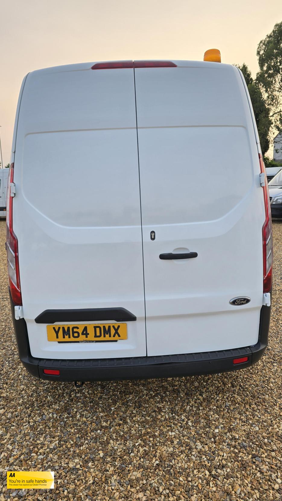 Ford Transit Custom 2.2 TDCi 290 Panel Van 5dr Diesel Manual L1 H1 (186 g/km, 98 bhp)