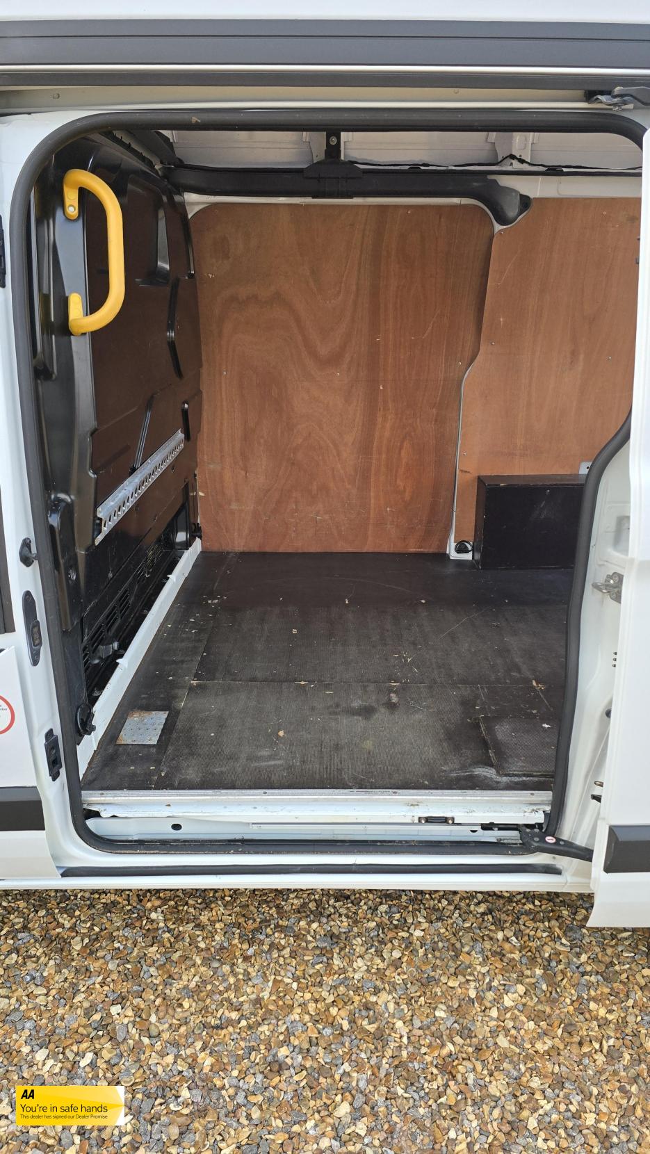 Ford Transit Custom 2.2 TDCi 290 Panel Van 5dr Diesel Manual L1 H1 (186 g/km, 98 bhp)