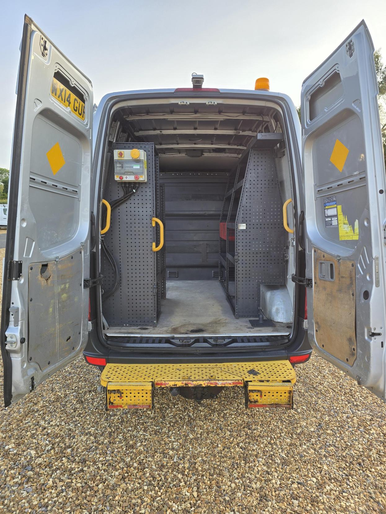 Mercedes-Benz Sprinter 2.1 313 CDi Panel Van 4dr Diesel Manual RWD L1 H3 (222 g/km, 129 bhp)