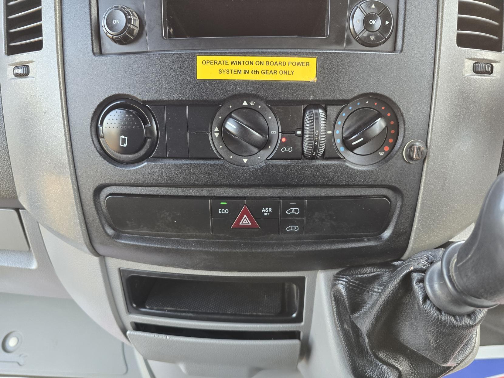 Mercedes-Benz Sprinter 2.1 313 CDi Panel Van 4dr Diesel Manual RWD L1 H3 (222 g/km, 129 bhp)