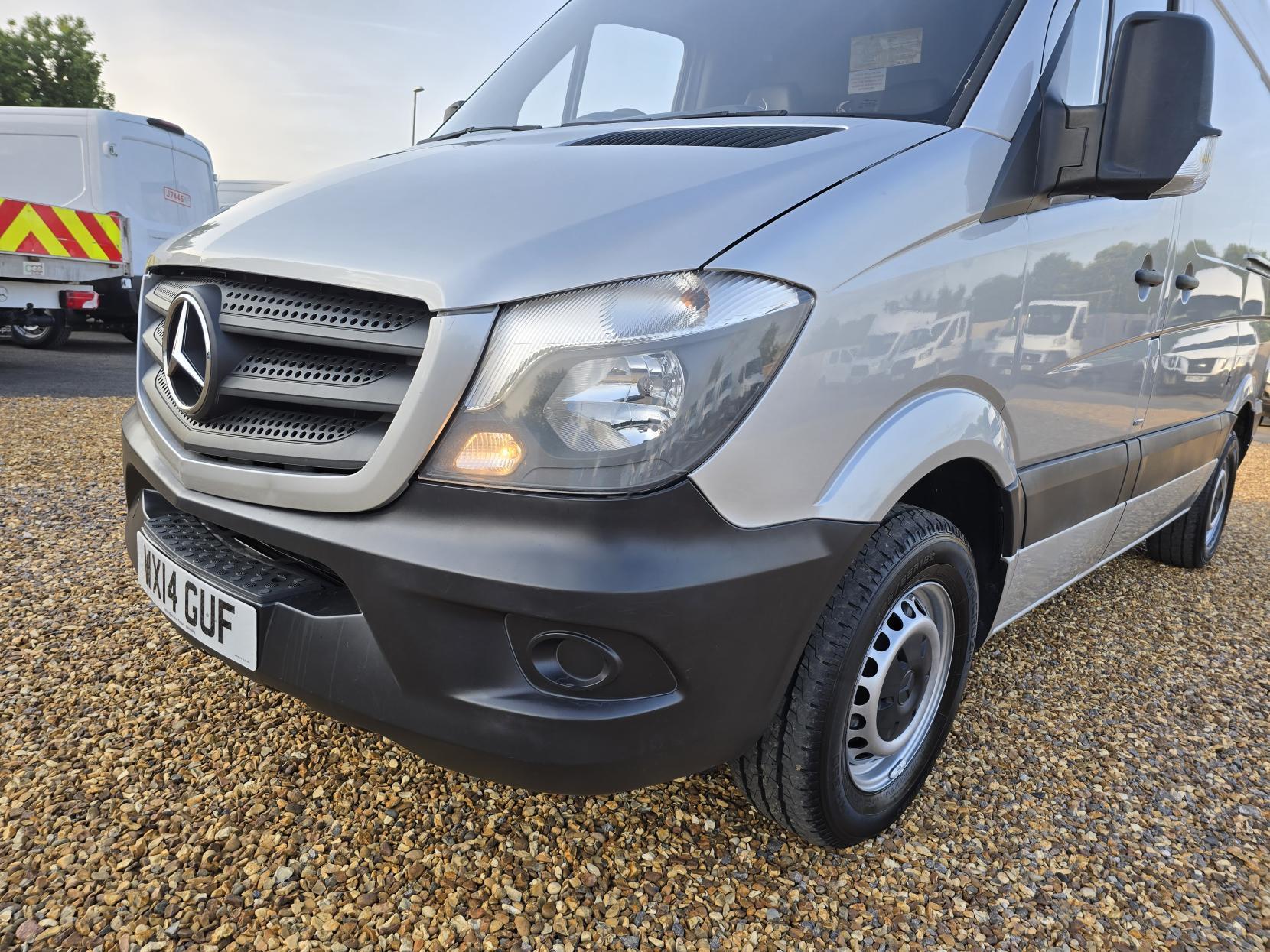 Mercedes-Benz Sprinter 2.1 313 CDi Panel Van 4dr Diesel Manual RWD L1 H3 (222 g/km, 129 bhp)