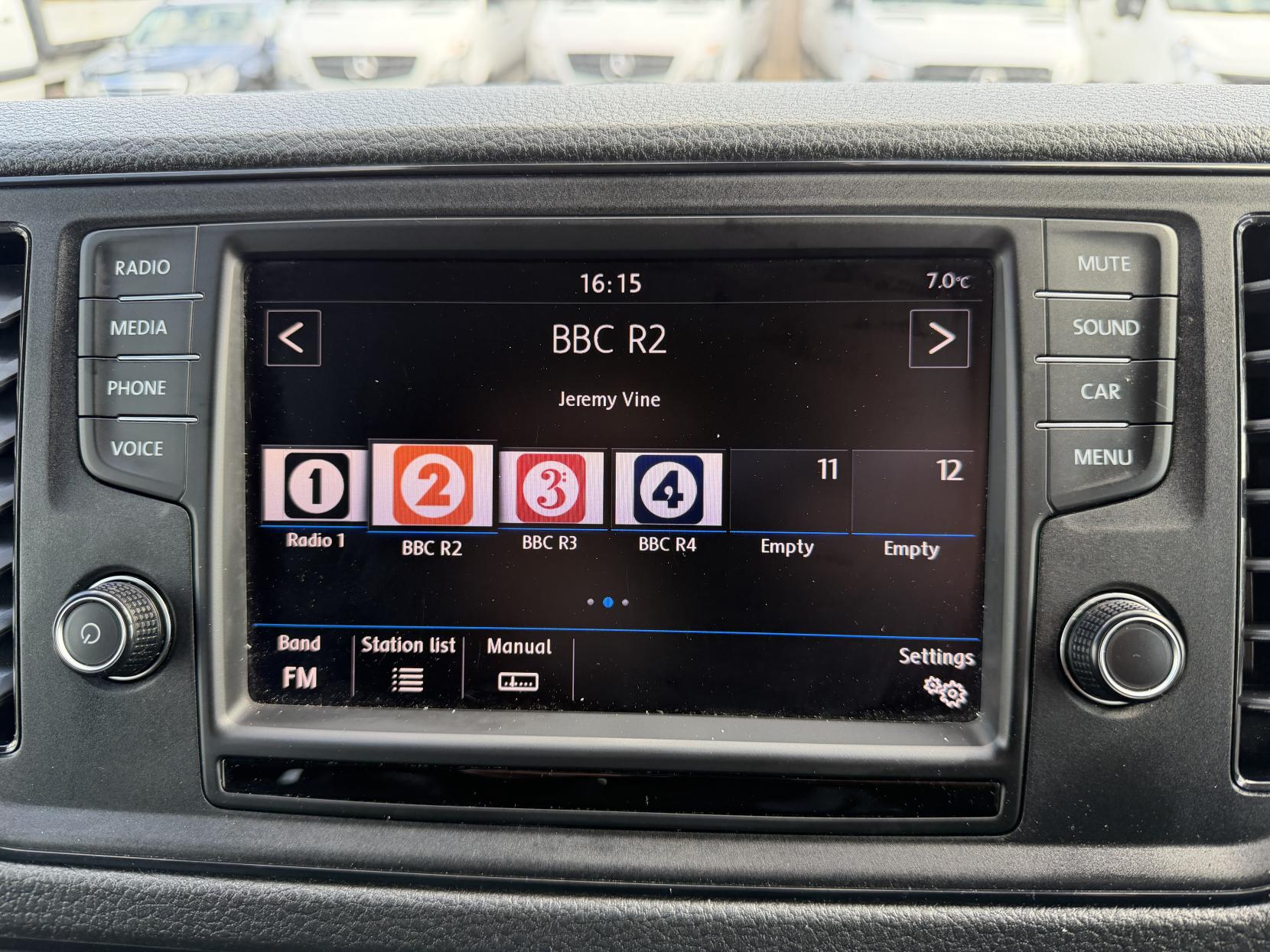 Volkswagen Crafter 2.0 TDI CR35 Trendline Panel Van 5dr Diesel Manual RWD LWB High Roof Euro 6 (s/s) (140 ps)