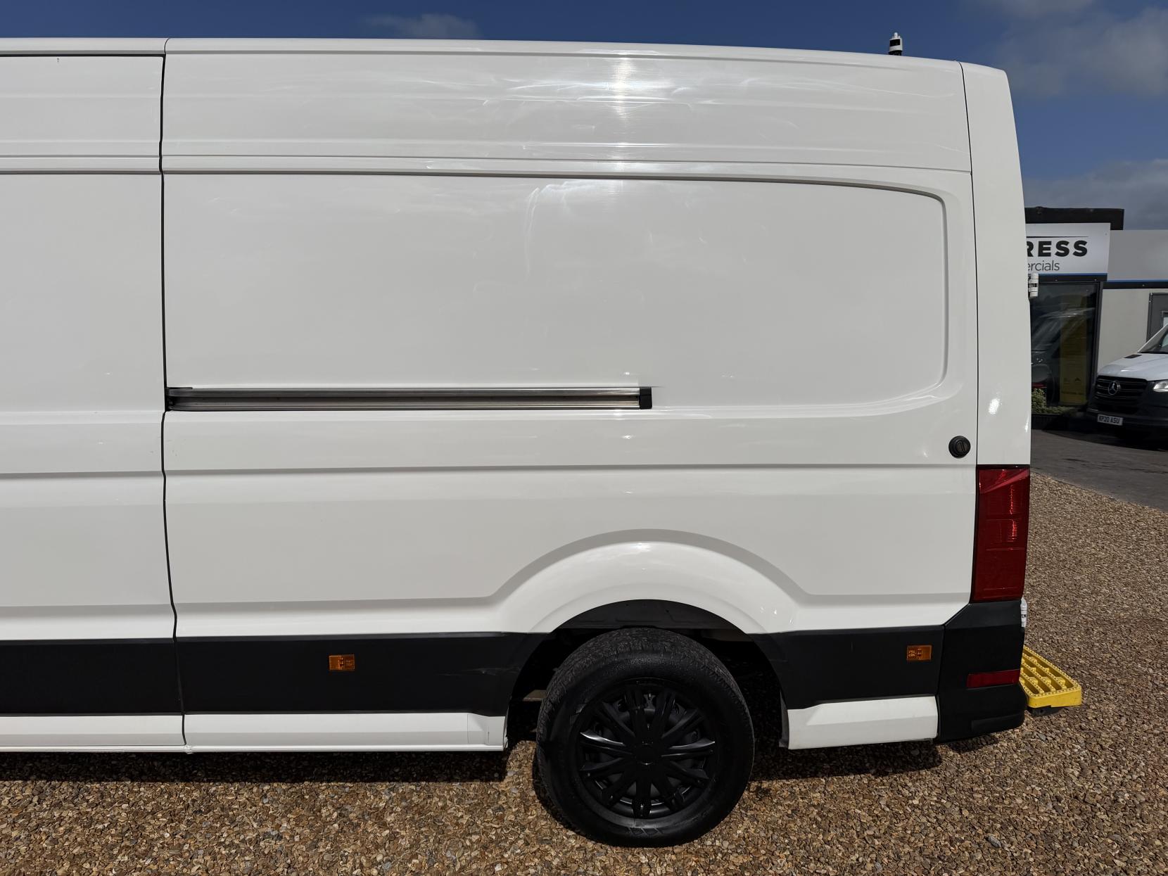 Volkswagen Crafter 2.0 TDI CR35 Trendline Panel Van 5dr Diesel Manual RWD LWB High Roof Euro 6 (s/s) (140 ps)