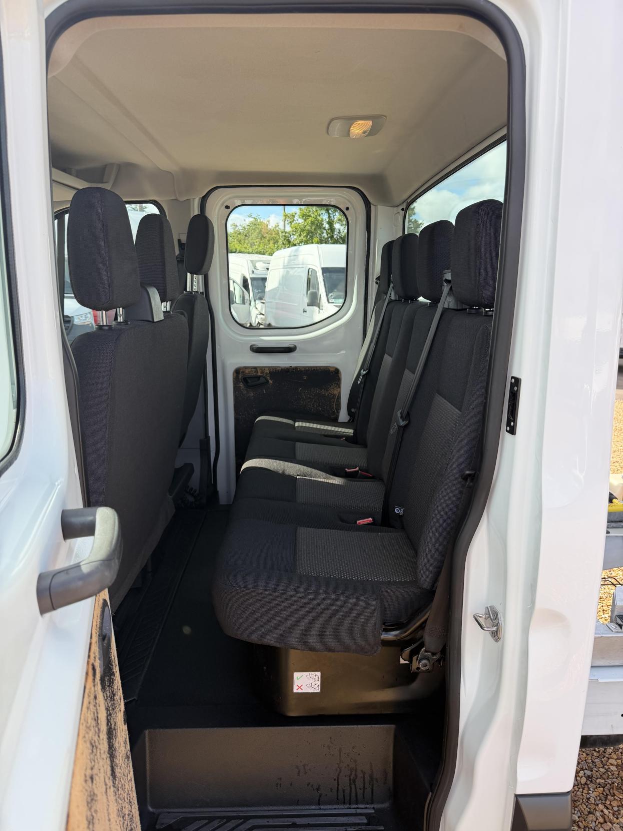2018 Ford Transit 2.0 350 EcoBlue 1-Way Double Tipper Double Cab 4dr Diesel Manual RWD L3 Euro 6 (1-Way, 1-Stop) (130 ps) - Thumbnail 19