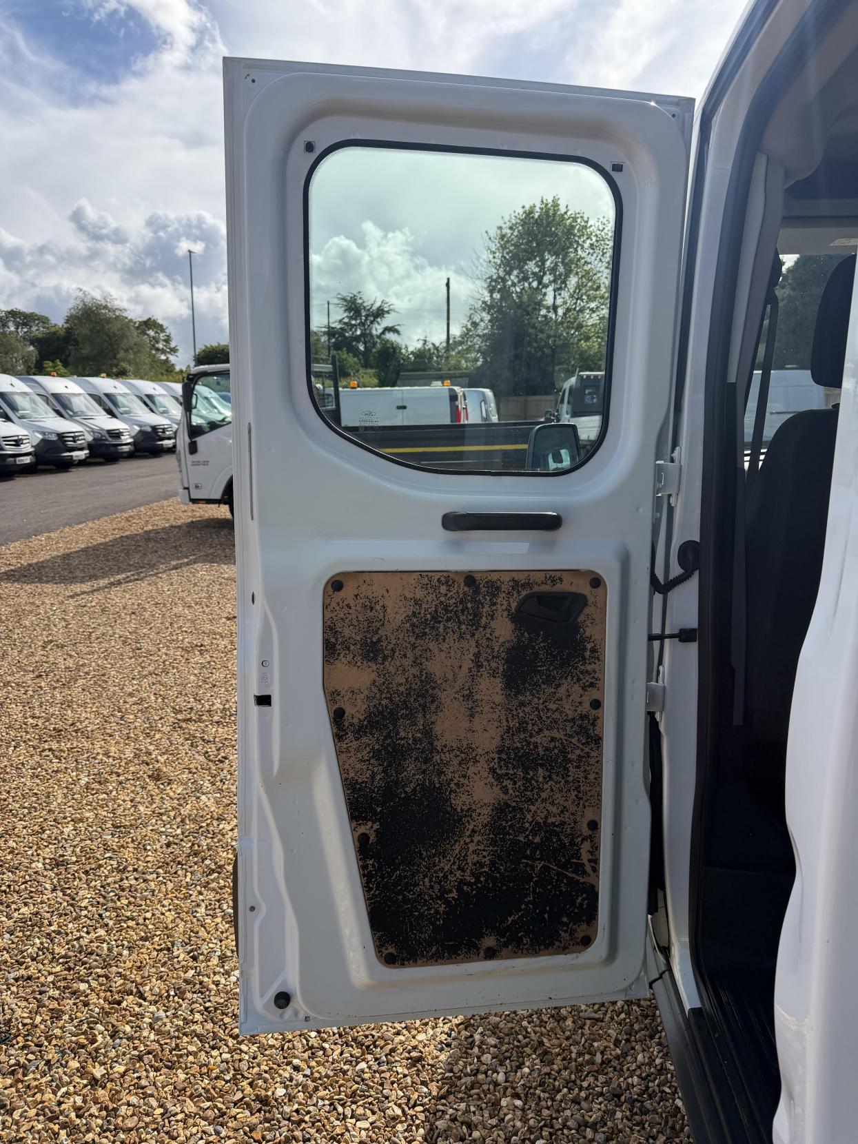 2018 Ford Transit 2.0 350 EcoBlue 1-Way Double Tipper Double Cab 4dr Diesel Manual RWD L3 Euro 6 (1-Way, 1-Stop) (130 ps) - Thumbnail 20