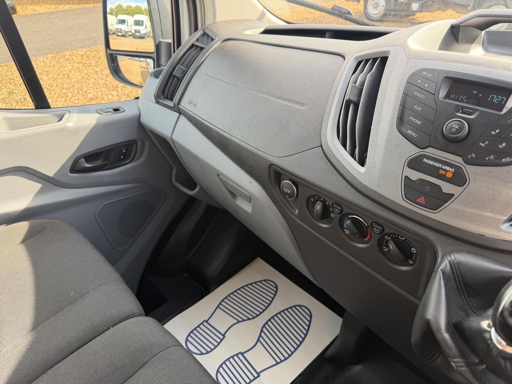 2018 Ford Transit 2.0 350 EcoBlue 1-Way Double Tipper Double Cab 4dr Diesel Manual RWD L3 Euro 6 (1-Way, 1-Stop) (130 ps) - Thumbnail 46