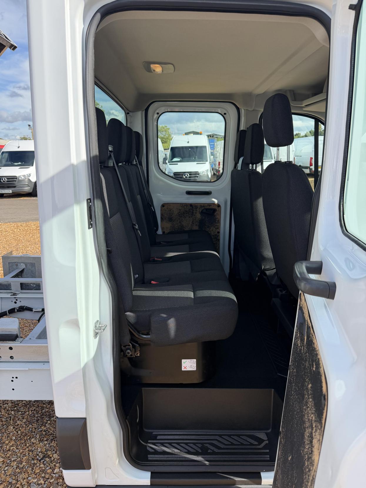 2018 Ford Transit 2.0 350 EcoBlue 1-Way Double Tipper Double Cab 4dr Diesel Manual RWD L3 Euro 6 (1-Way, 1-Stop) (130 ps) - Thumbnail 13