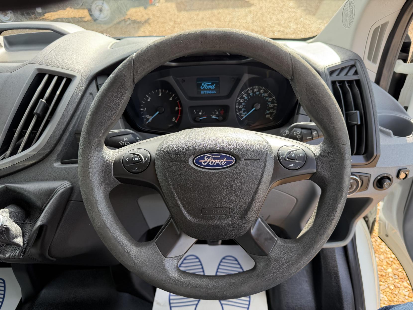 2018 Ford Transit 2.0 350 EcoBlue 1-Way Double Tipper Double Cab 4dr Diesel Manual RWD L3 Euro 6 (1-Way, 1-Stop) (130 ps) - Thumbnail 41