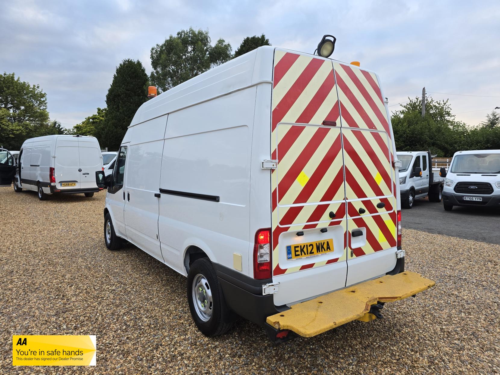 Ford Transit 2.2 TDCi 350 Panel Van 3dr Diesel Manual RWD L3 H3 (224 g/km, 98 bhp)