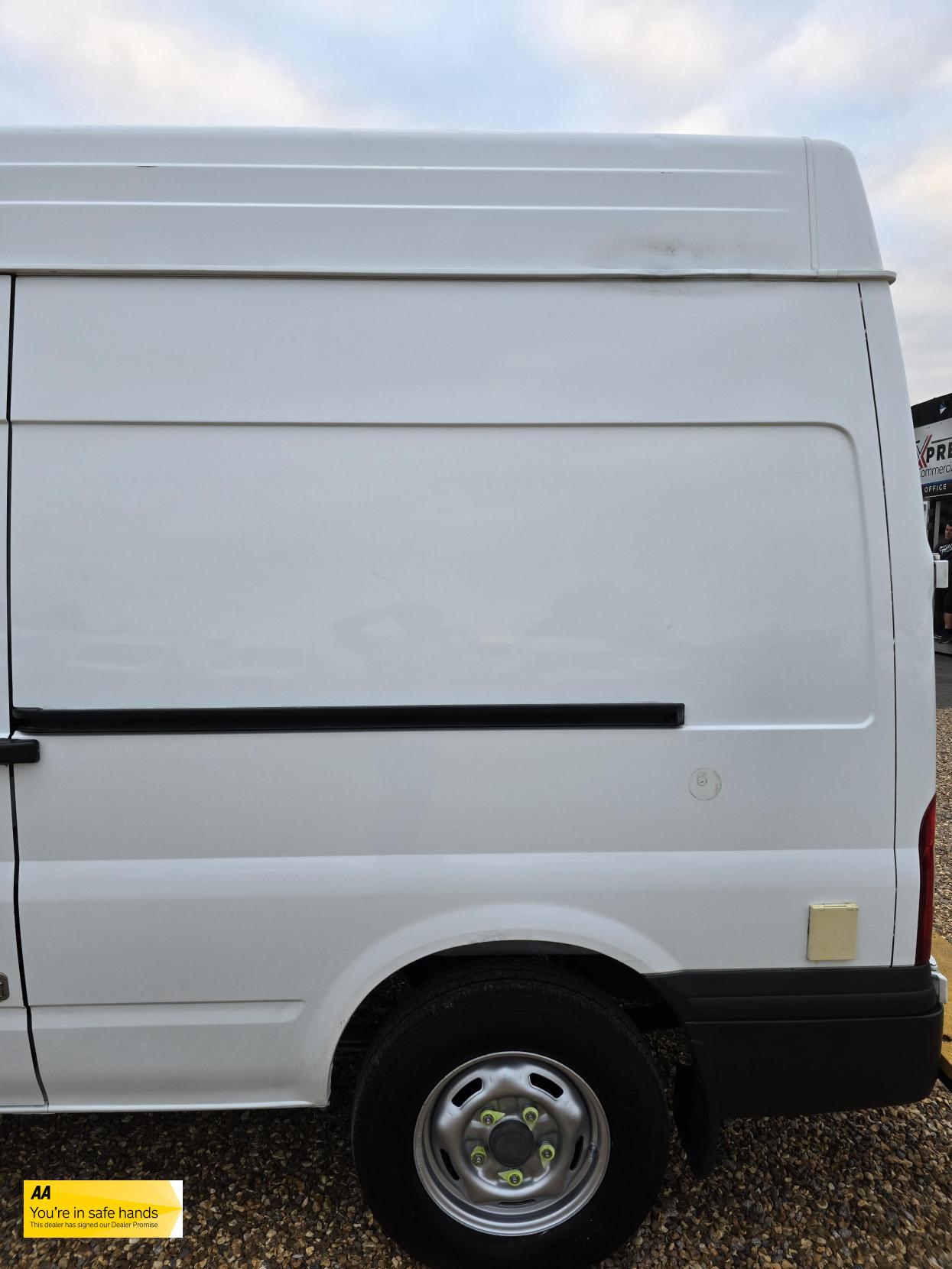 Ford Transit 2.2 TDCi 350 Panel Van 3dr Diesel Manual RWD L3 H3 (224 g/km, 98 bhp)