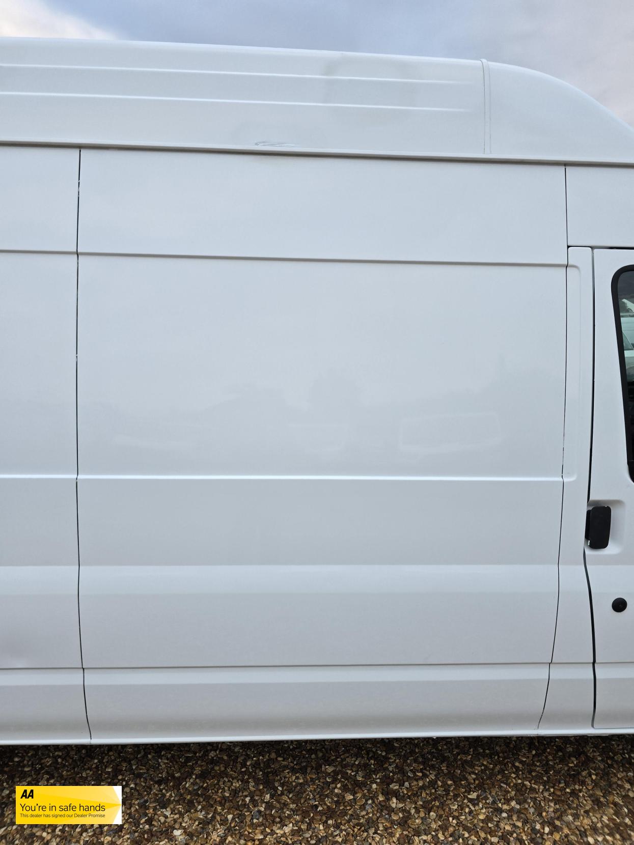 Ford Transit 2.2 TDCi 350 Panel Van 3dr Diesel Manual RWD L3 H3 (224 g/km, 98 bhp)