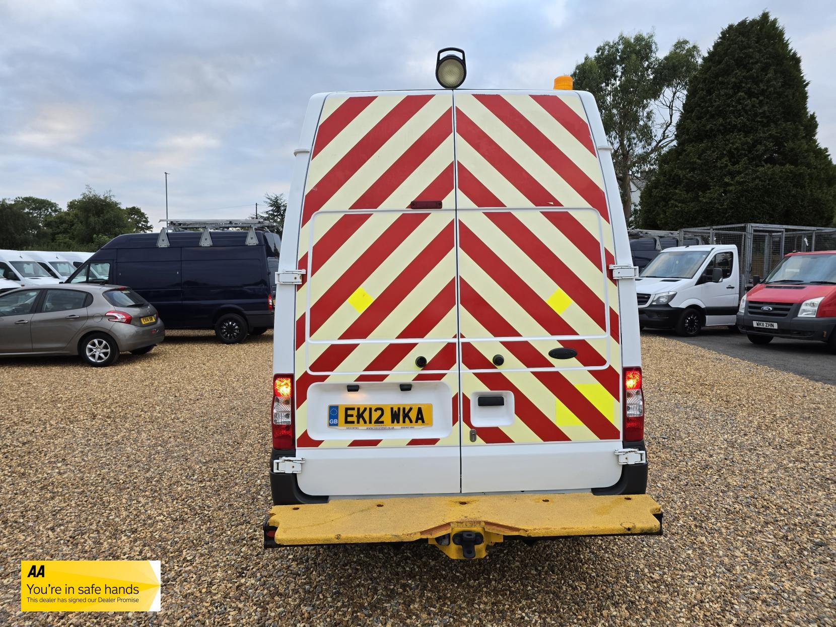 Ford Transit 2.2 TDCi 350 Panel Van 3dr Diesel Manual RWD L3 H3 (224 g/km, 98 bhp)