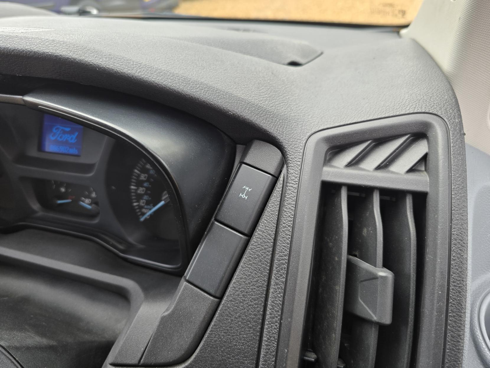 Ford Transit 2.2 TDCi 350 Panel Van 5dr Diesel Manual RWD L2 H2 Euro 5 (125 ps)