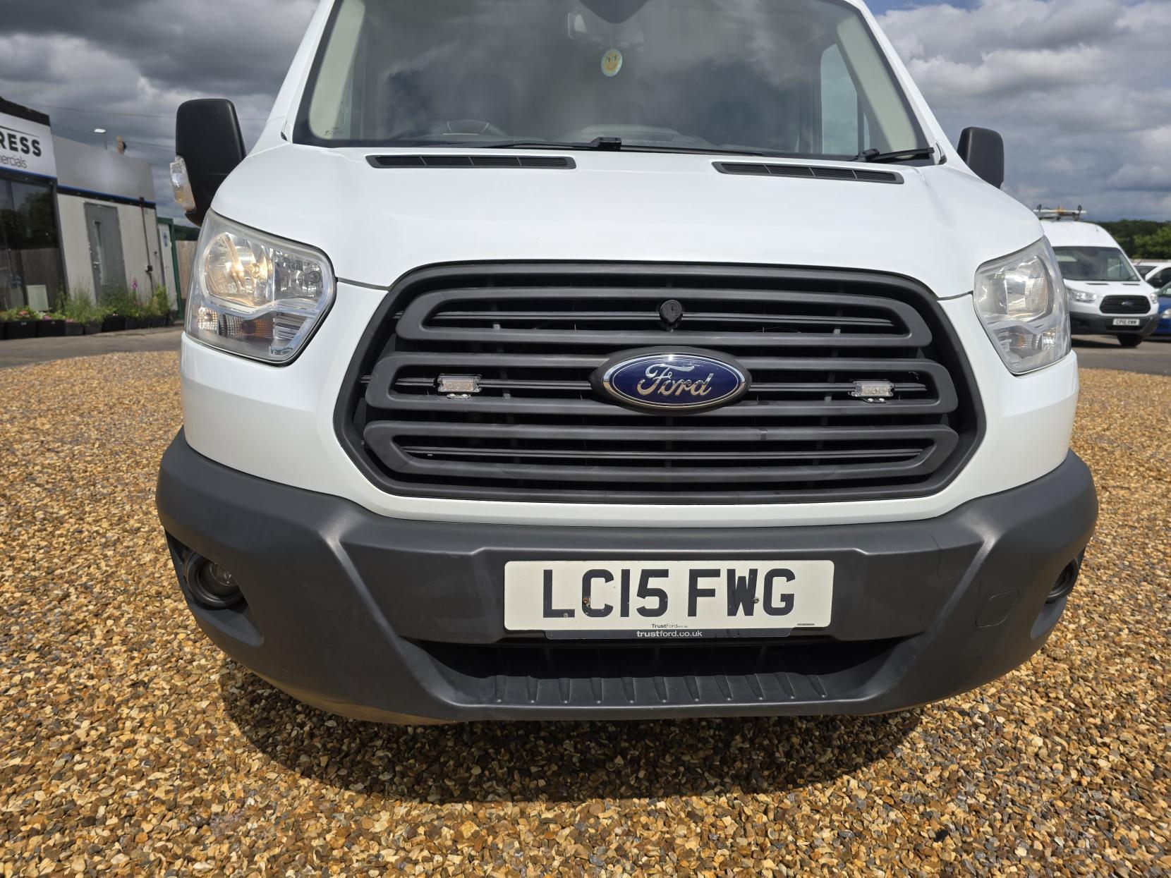 Ford Transit 2.2 TDCi 350 Panel Van 5dr Diesel Manual RWD L2 H2 Euro 5 (125 ps)