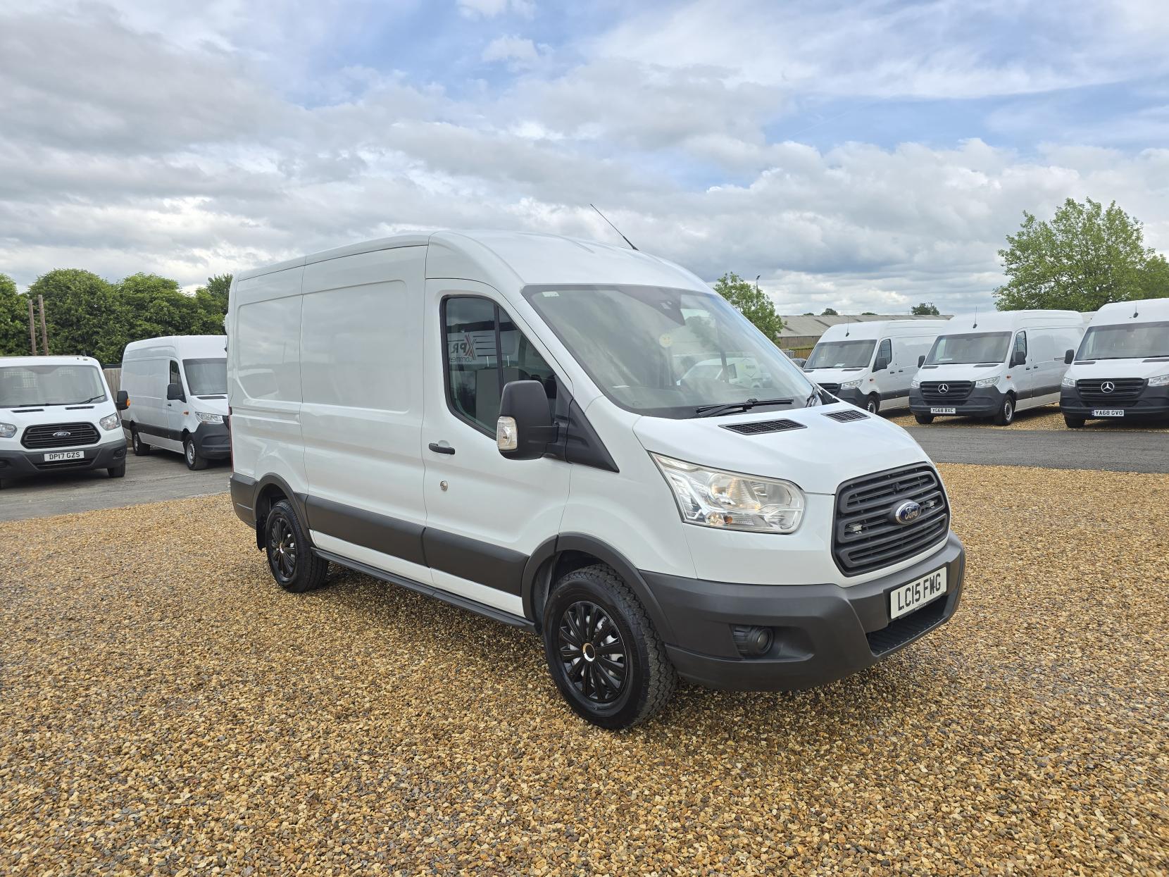 Ford Transit 2.2 TDCi 350 Panel Van 5dr Diesel Manual RWD L2 H2 Euro 5 (125 ps)