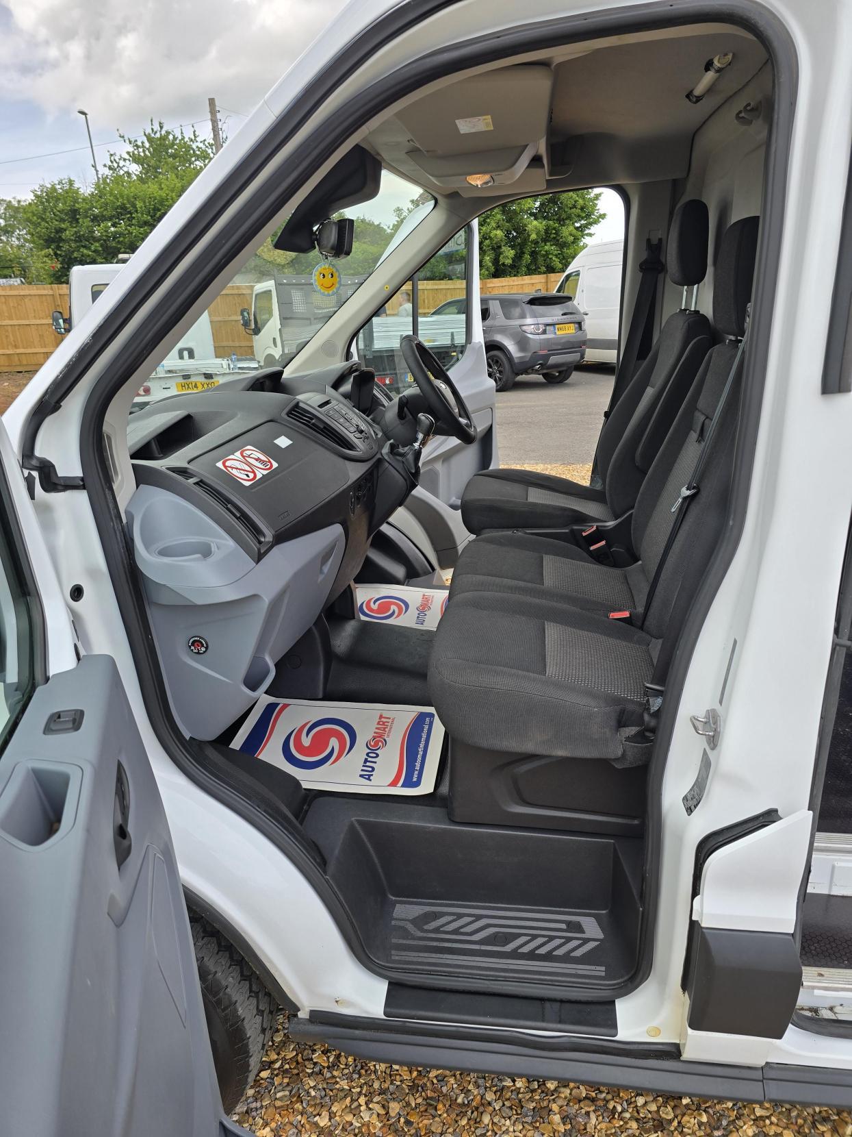 Ford Transit 2.2 TDCi 350 Panel Van 5dr Diesel Manual RWD L2 H2 Euro 5 (125 ps)
